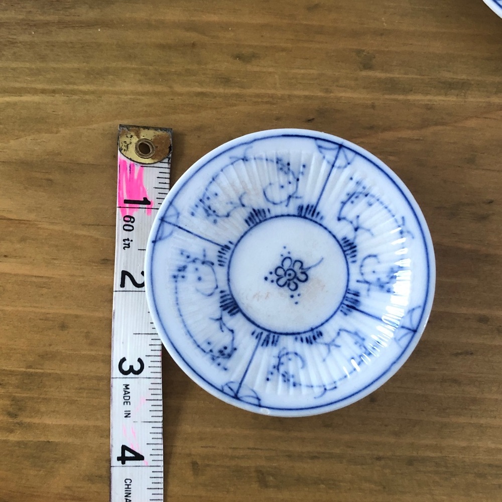 Vintage mini saucers - Picture 5 of 8
